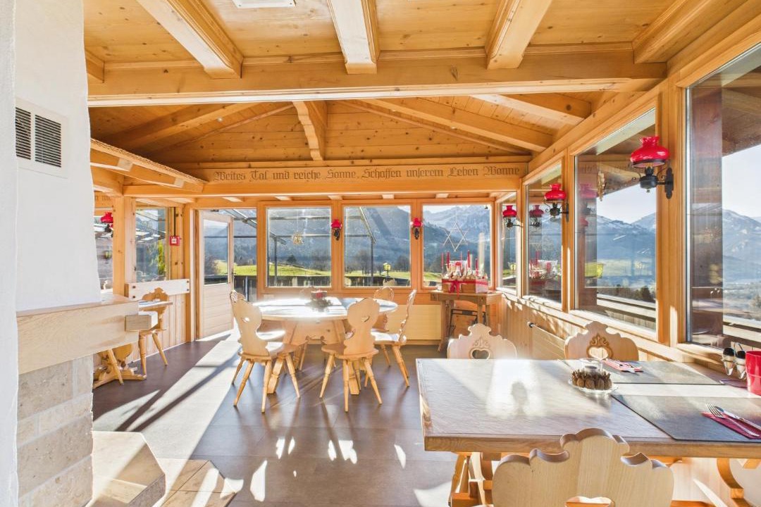 Aeschi bei Spiez Hotel | Bergblick Lodge - 3 Sterne Garni