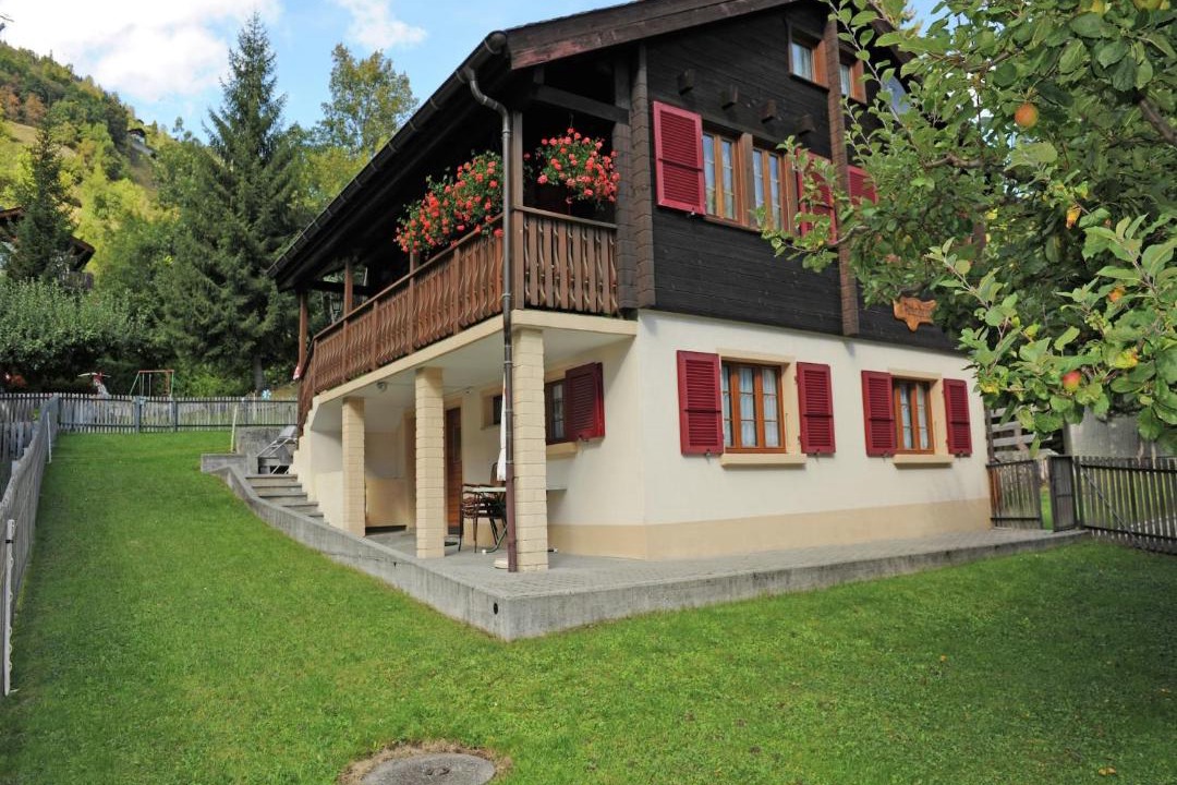 Blatten bei Naters Apartment | Glacier Views & Ski Trails