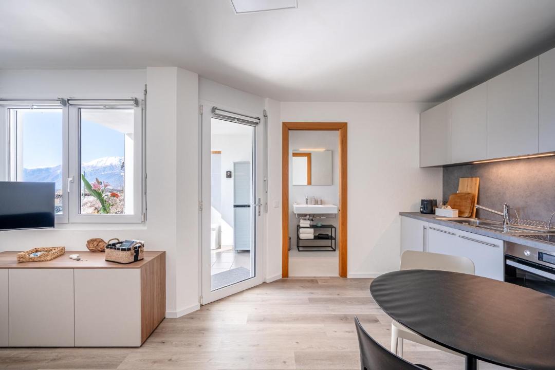 Riazzino Apartment | Appartamento The Hills