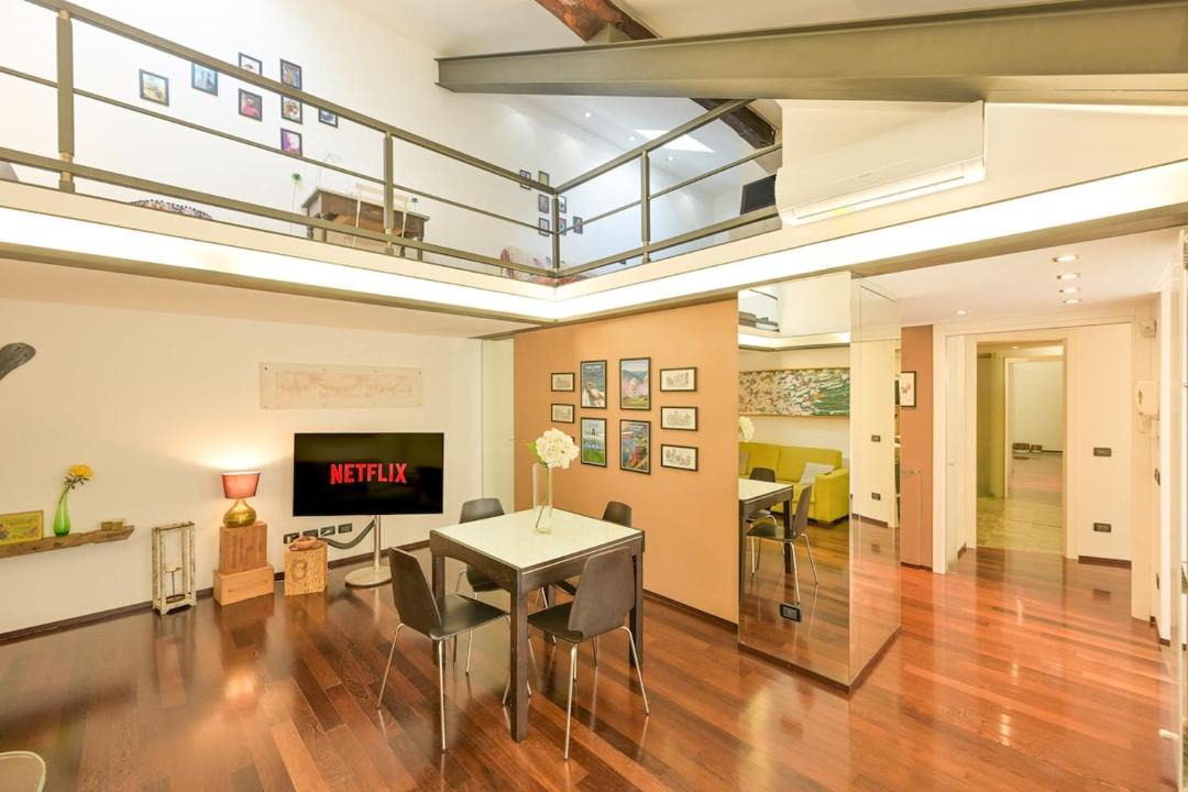 Como City Centre Apartment | The Star Loft - A Luxury top floor