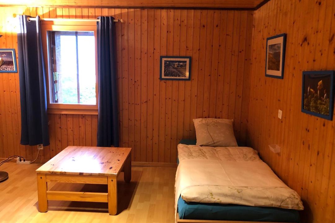 Cully House | Cave de Moratel