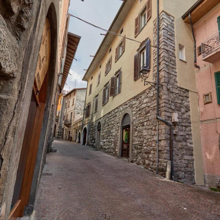 Bienno Apartment | Appartamento Al Borgo - Luxury Bilocale con 4 posti letto
