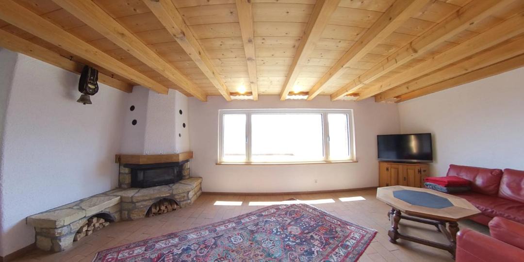 Pany Apartment | Ferienhaus Maliet - Spacious Holiday Home with Mountain view