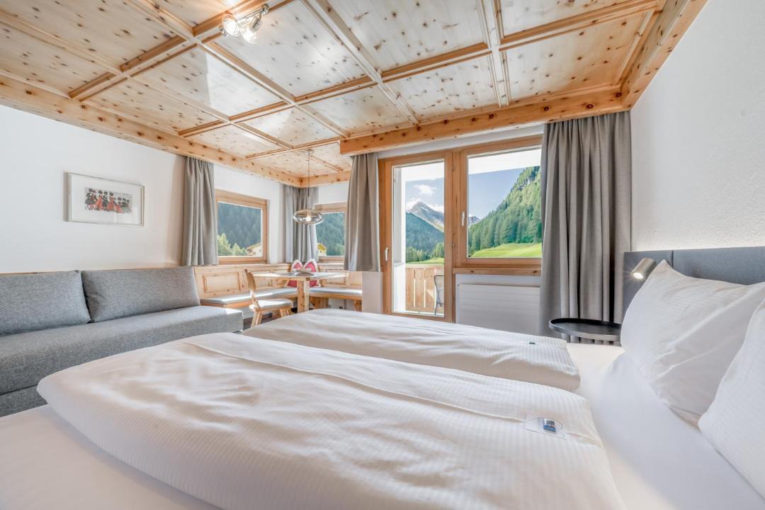 Ravaisch Hotel | Hotel Nevada