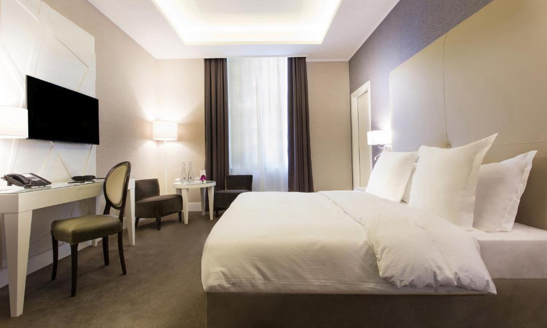 Cheserex Hotel | Château de Bonmont