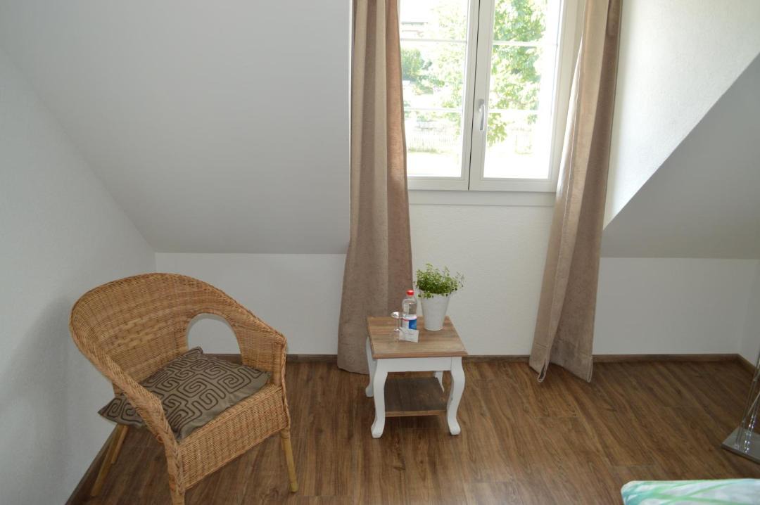 Ehrendingen Bed & Breakfast | BnB zum Schlüssel