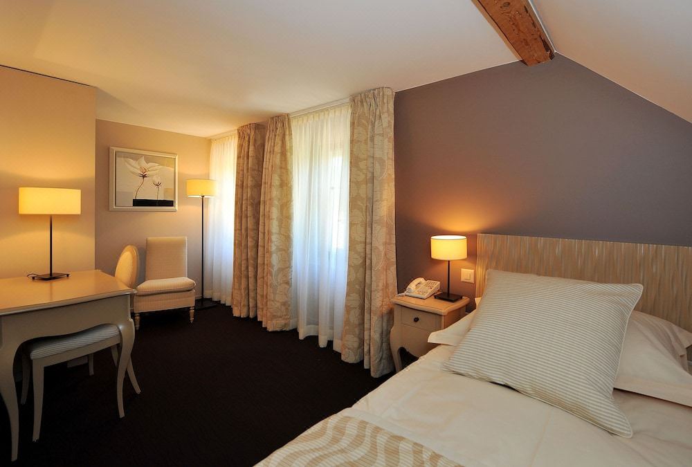 Photo of Bedroom in Morges