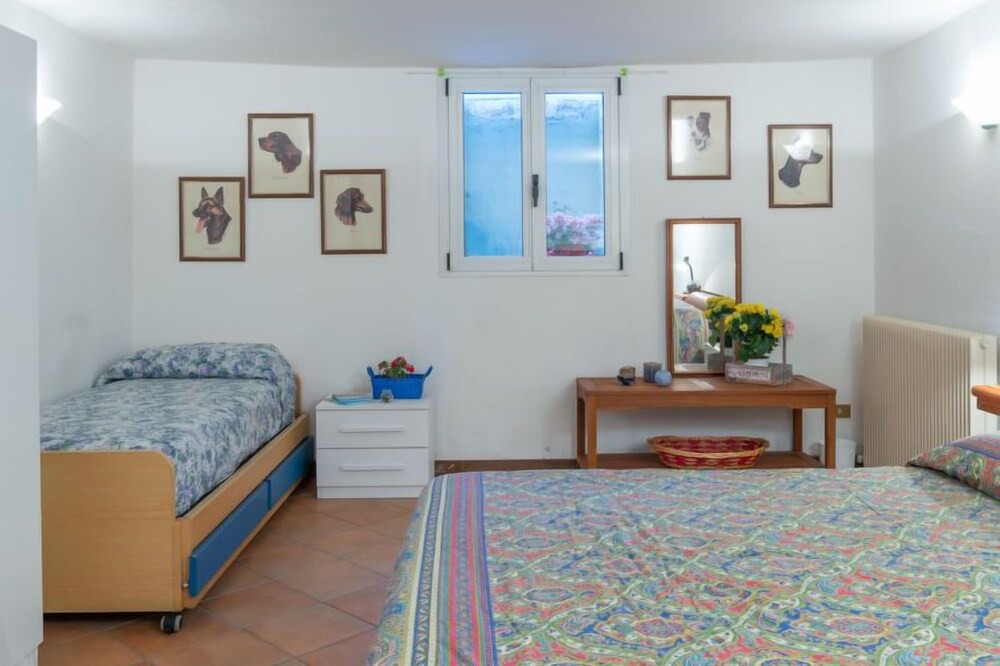Photo of Bedroom in Moltrasio