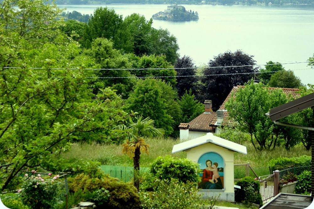 Photo of Outdoor in Crabbia
