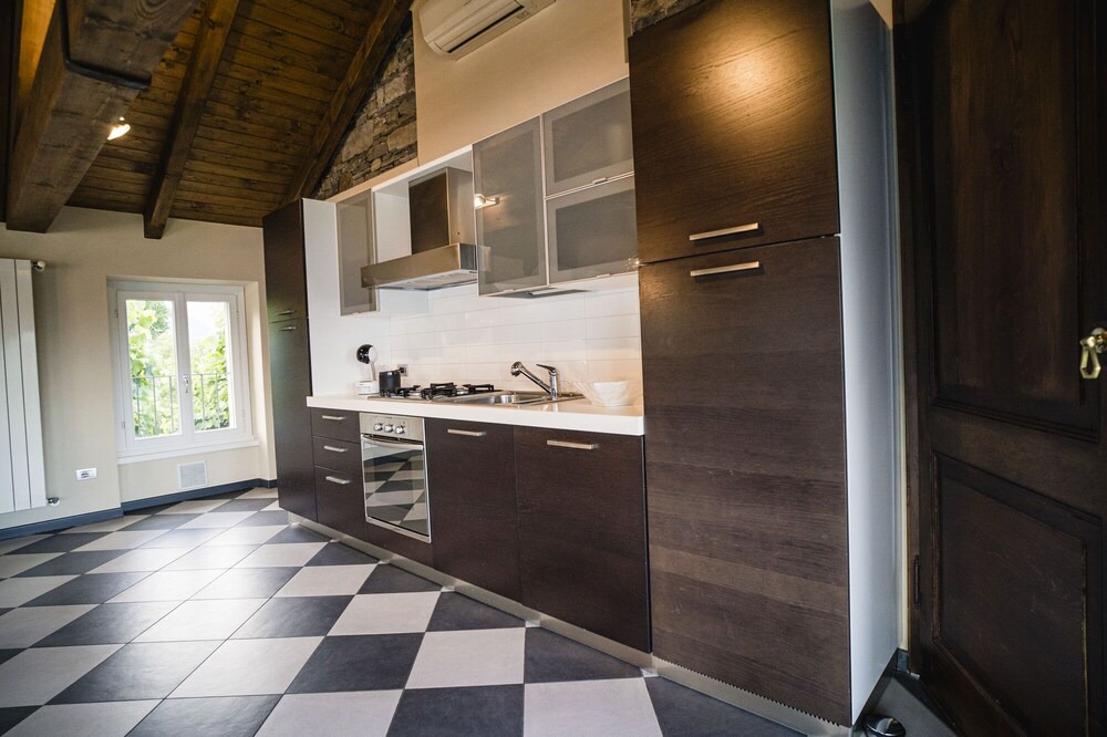 Photo of Kitchen in Crabbia
