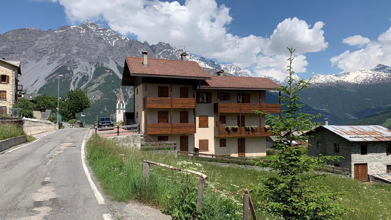 Photo of Outdoor in Oga