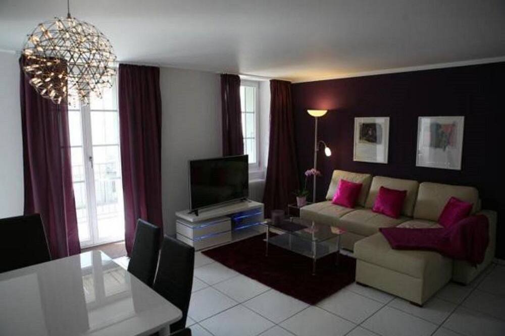 Photo of Livingroom in Central Interlaken