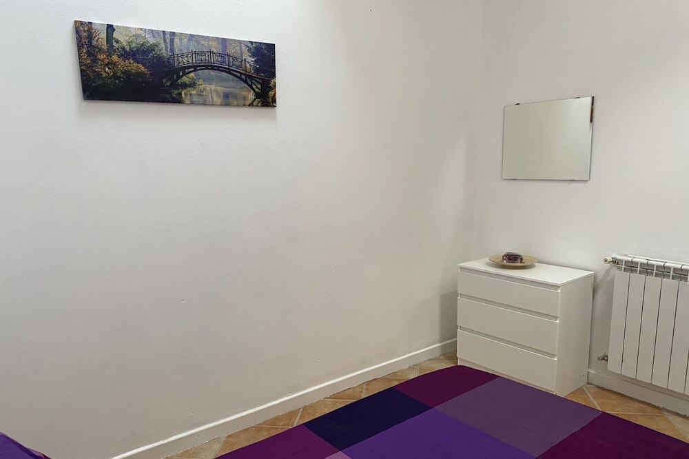 Photo of Bedroom in Pero