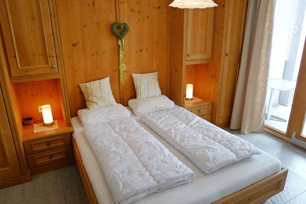 Photo of Bedroom in Valbella