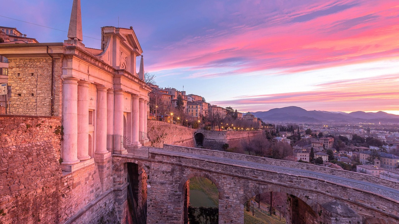 Photo of Buildings in Bergamo
