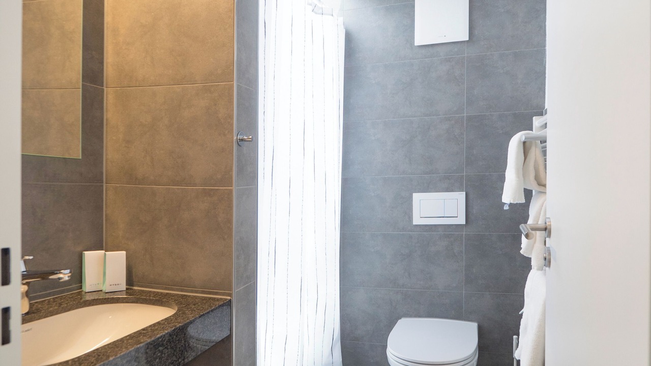 Photo of Bathroom in Seengen