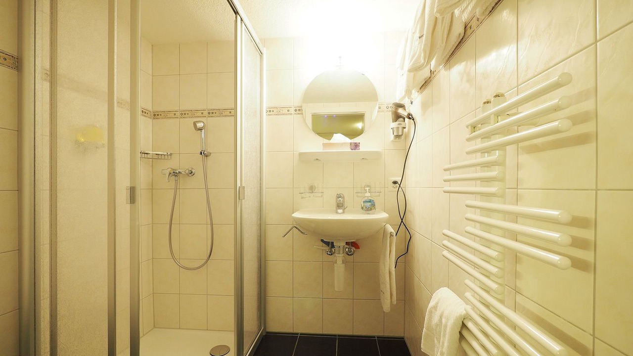 Photo of Bathroom in Gimmelwald