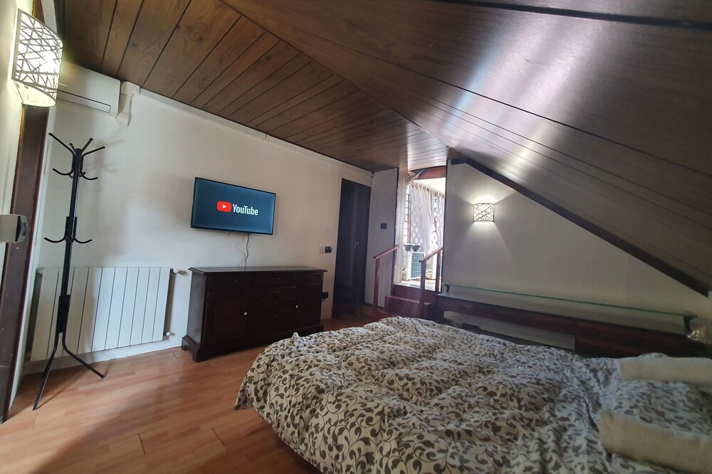 Photo of Bedroom in Pero