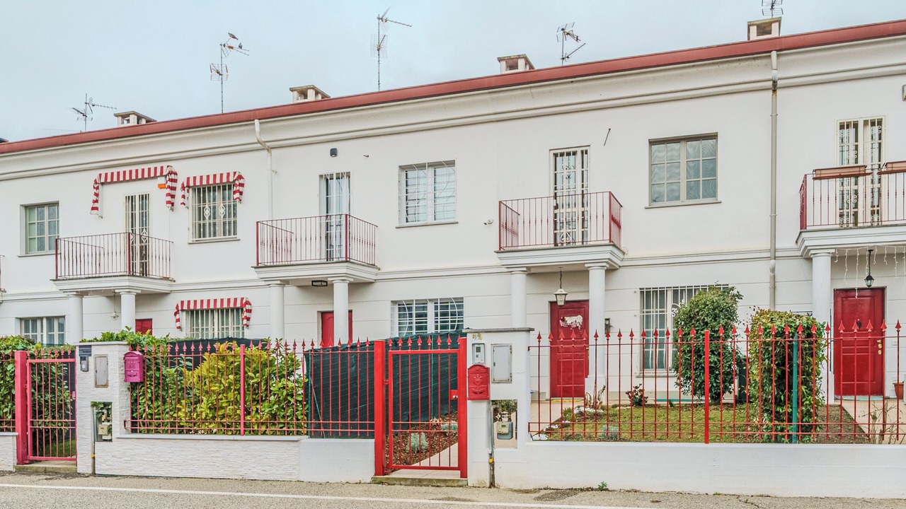 Photo of Outdoor in Dorno