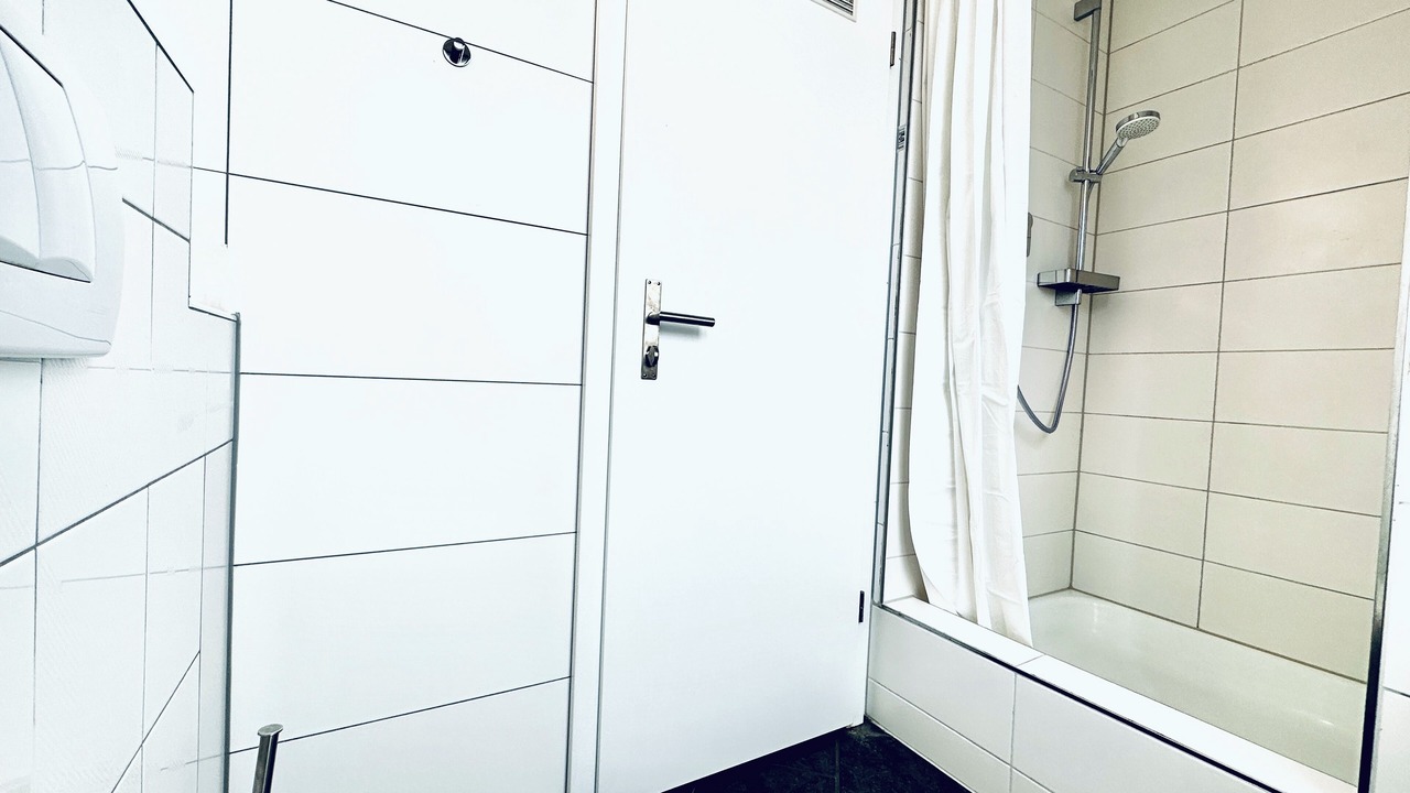 Photo of Bathroom in Flumenthal