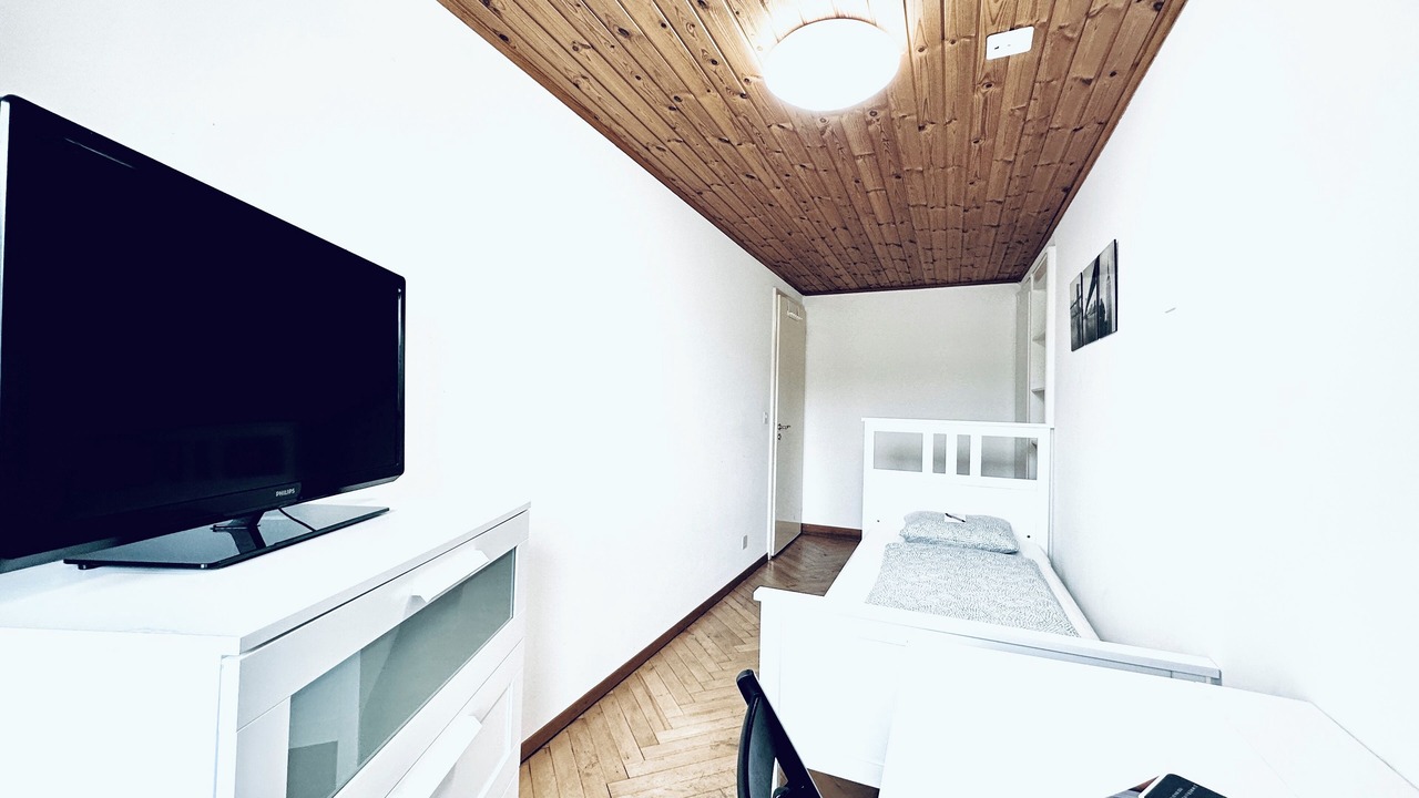 Photo of Bedroom in Flumenthal