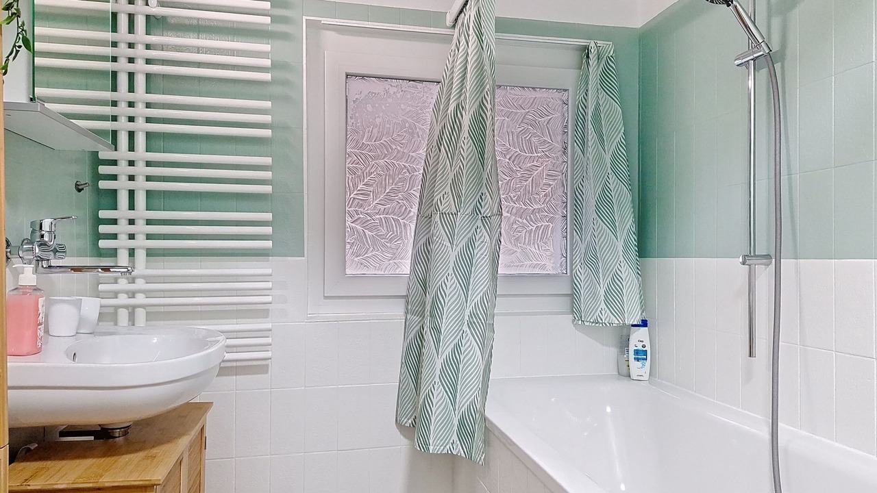 Photo of Bathroom in Unterseen