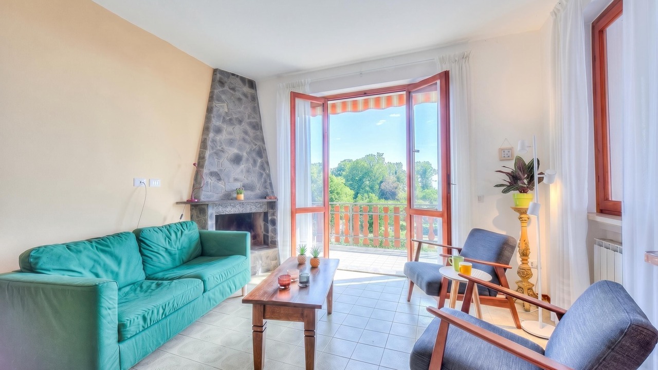 Photo of Livingroom in Massino Visconti