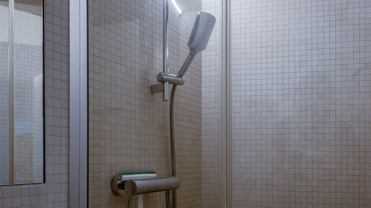 Photo of Bathroom in Corin-de-la-Crete