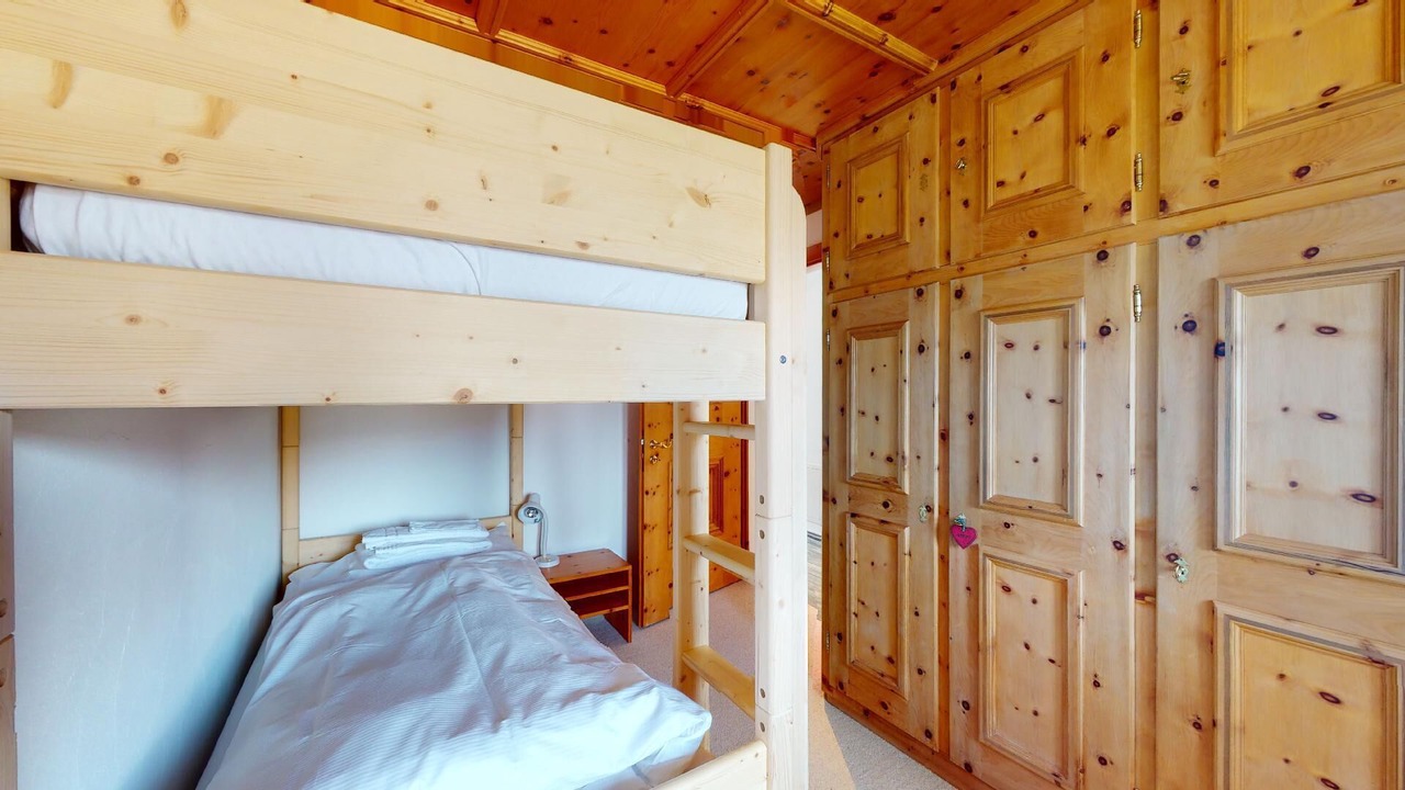 Photo of Bedroom in La Punt-Chamues-ch