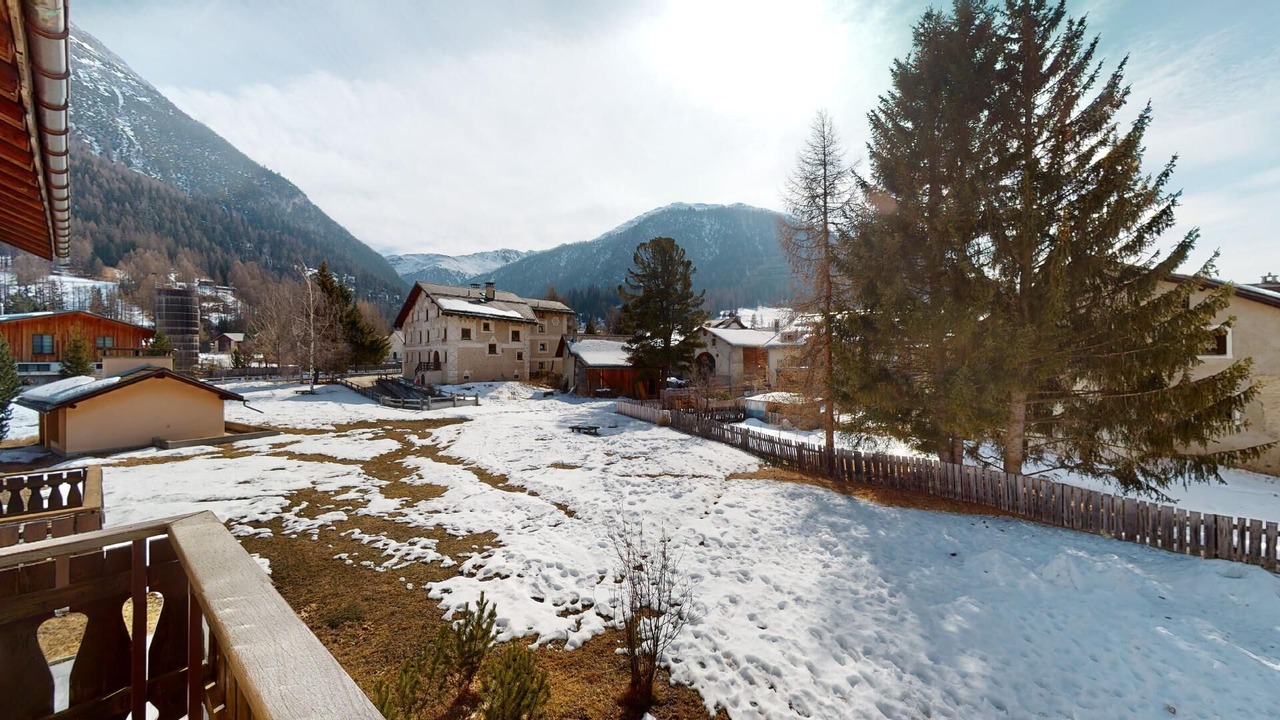 Photo of Outdoor in La Punt-Chamues-ch