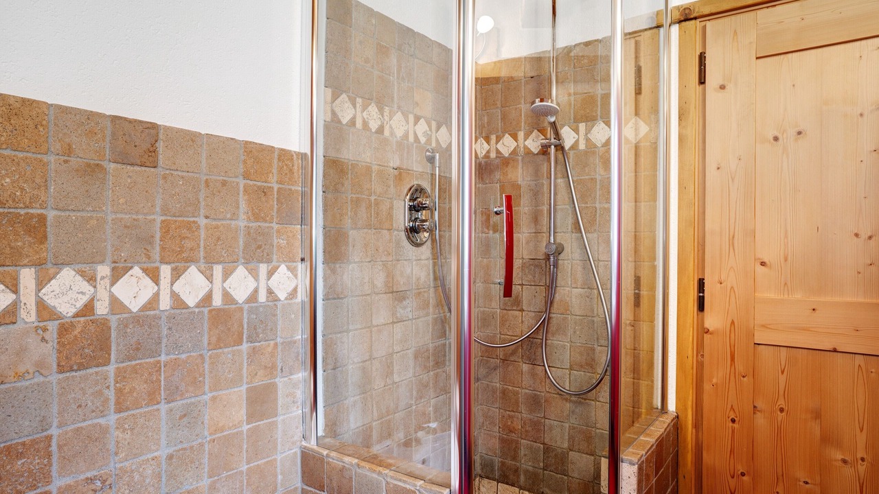 Photo of Bathroom in Rabbi