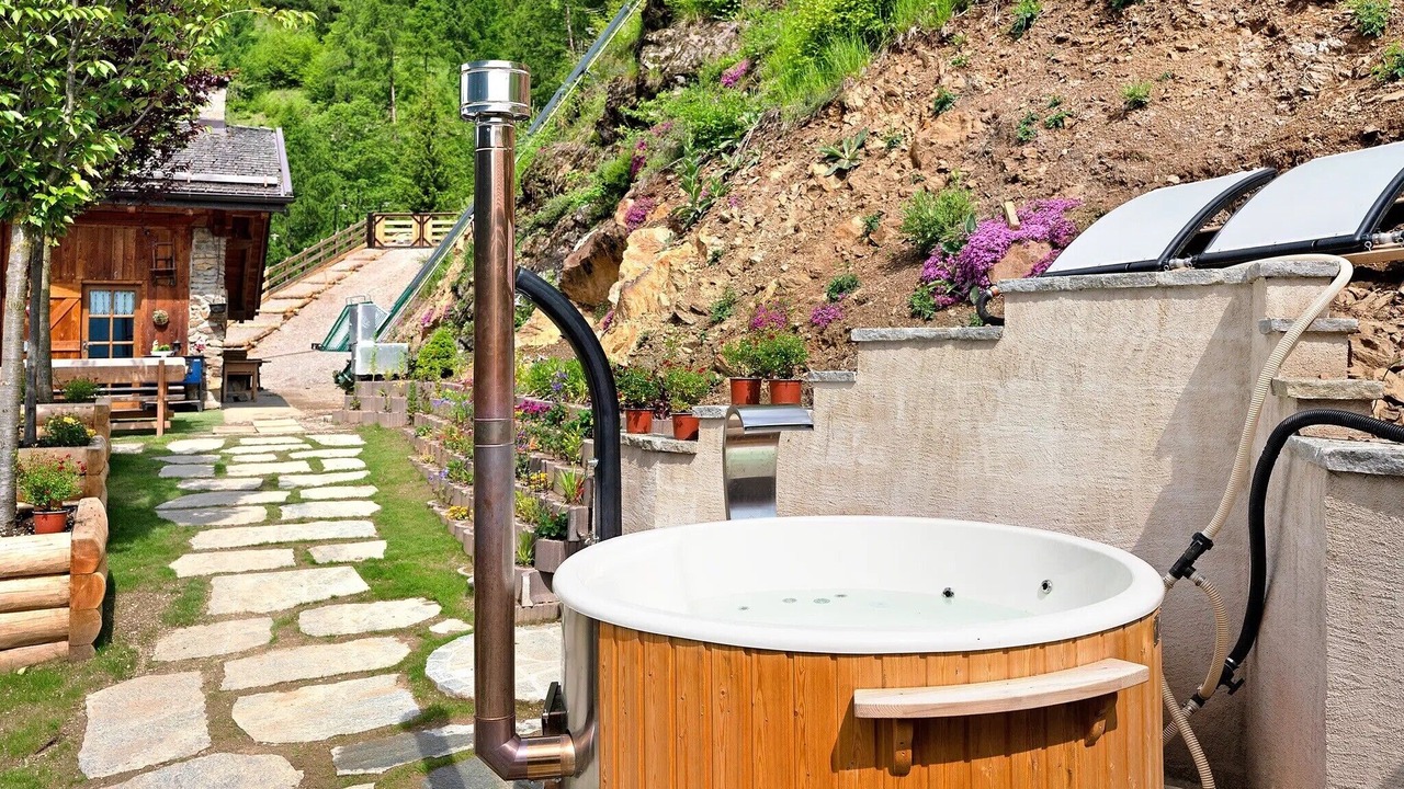Photo of Outdoor in Rabbi