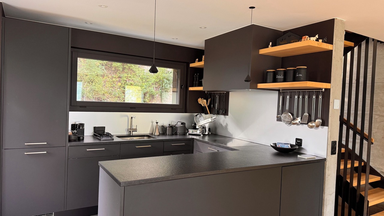 Photo of Kitchen in Saint-Pierre-de-Clages