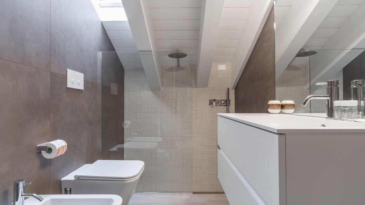 Photo of Bathroom in Chinatown