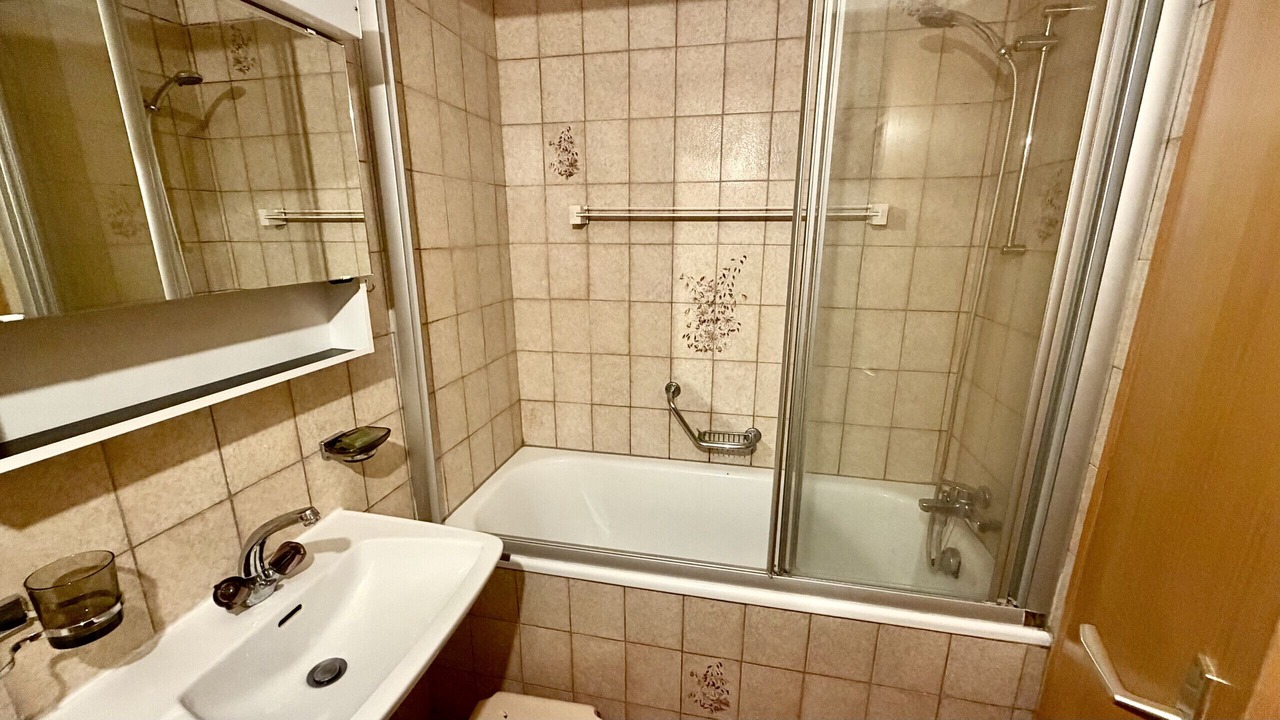Photo of Bathroom in Salins