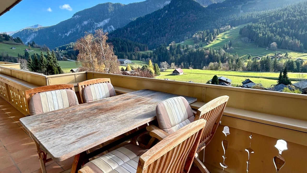 Photo of Patio Balcony in Rougemont