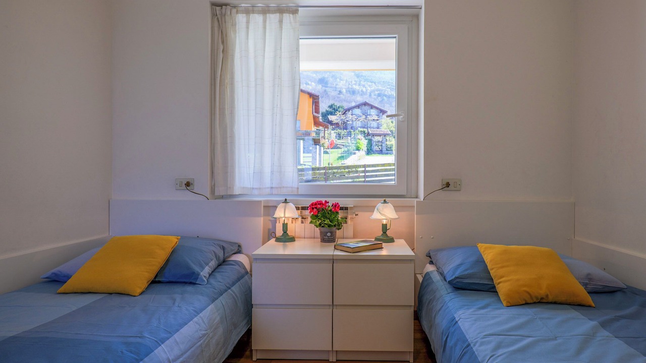 Photo of Bedroom in Colico Piano