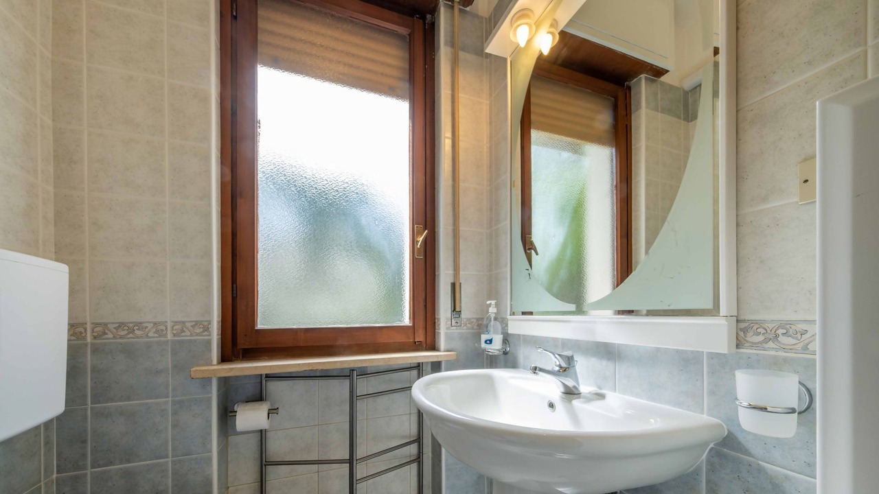 Photo of Bathroom in Lazise Old Town