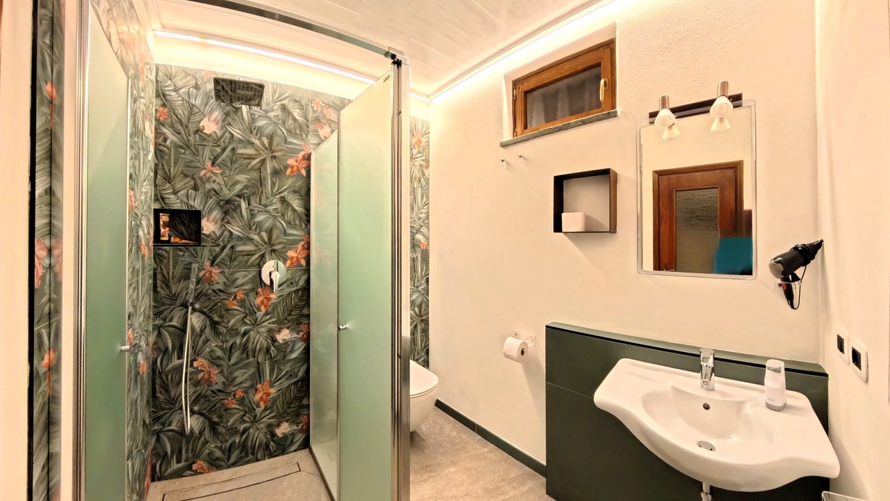 Photo of Bathroom in Gardola