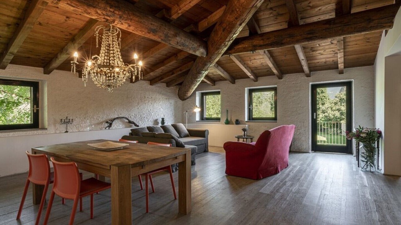 Photo of Livingroom in Portese