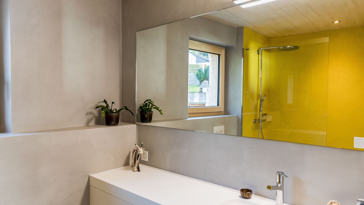 Photo of Bathroom in Gross