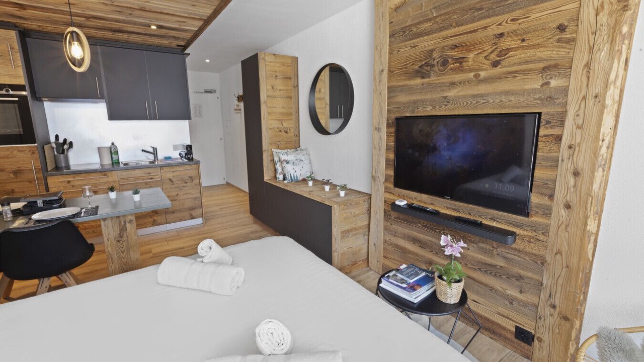 Photo of Bedroom in Noes