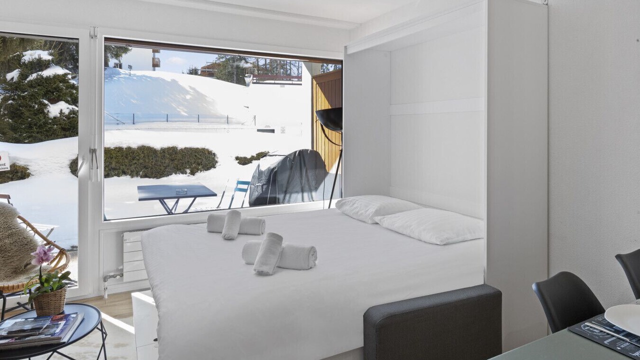 Photo of Bedroom in Noes