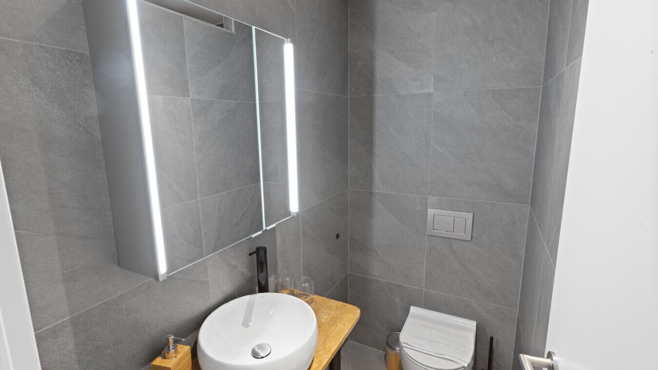 Photo of Bathroom in Noes