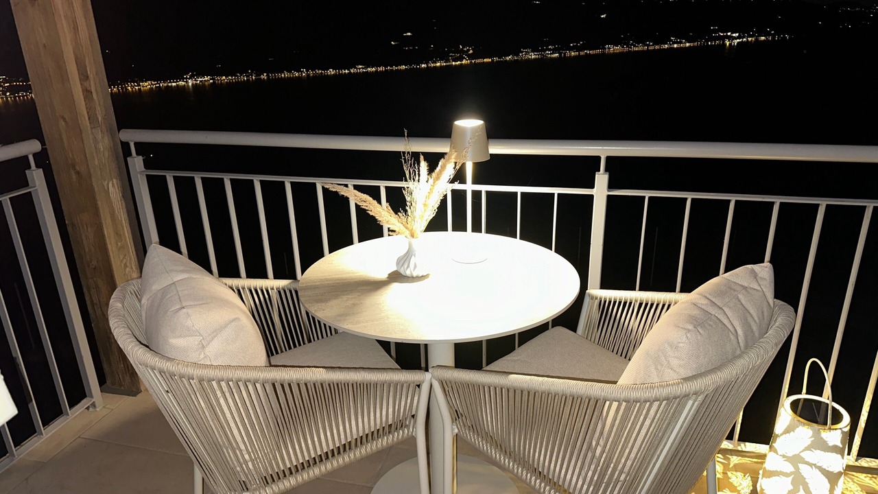 Photo of Outdoor in Aer