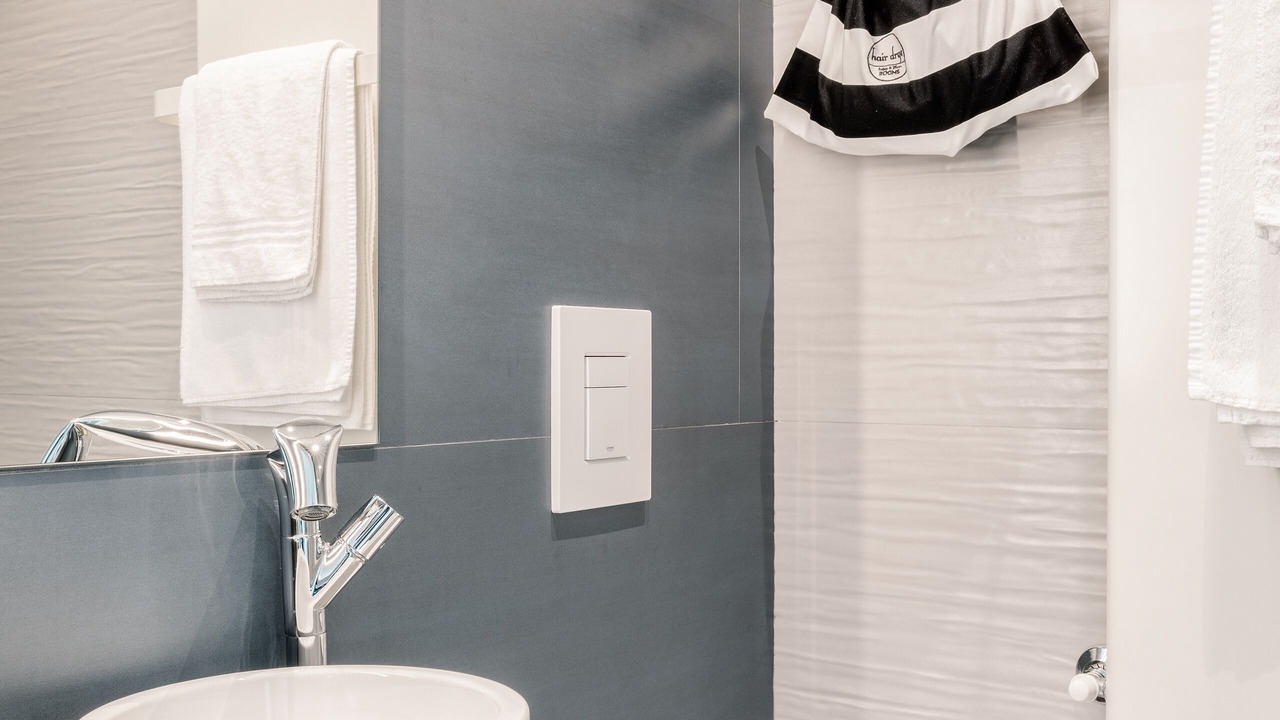 Photo of Bathroom in Rho