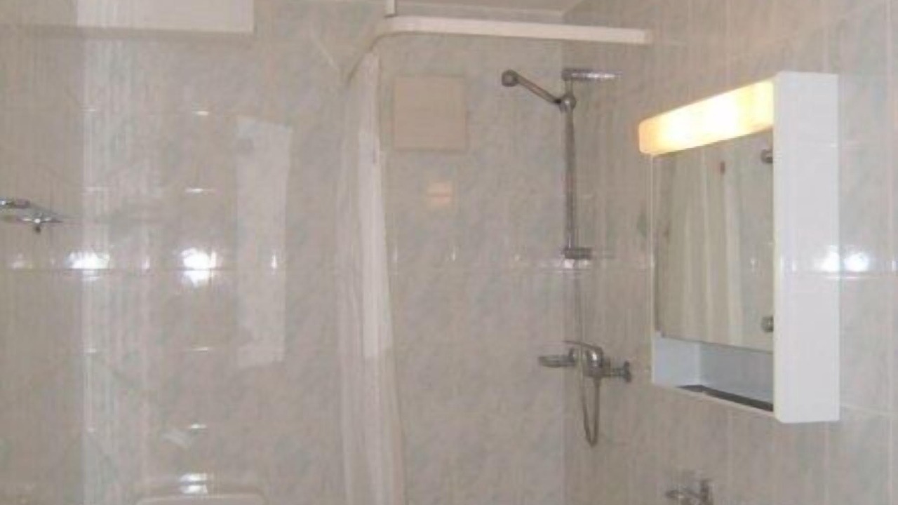 Photo of Bathroom in Vex