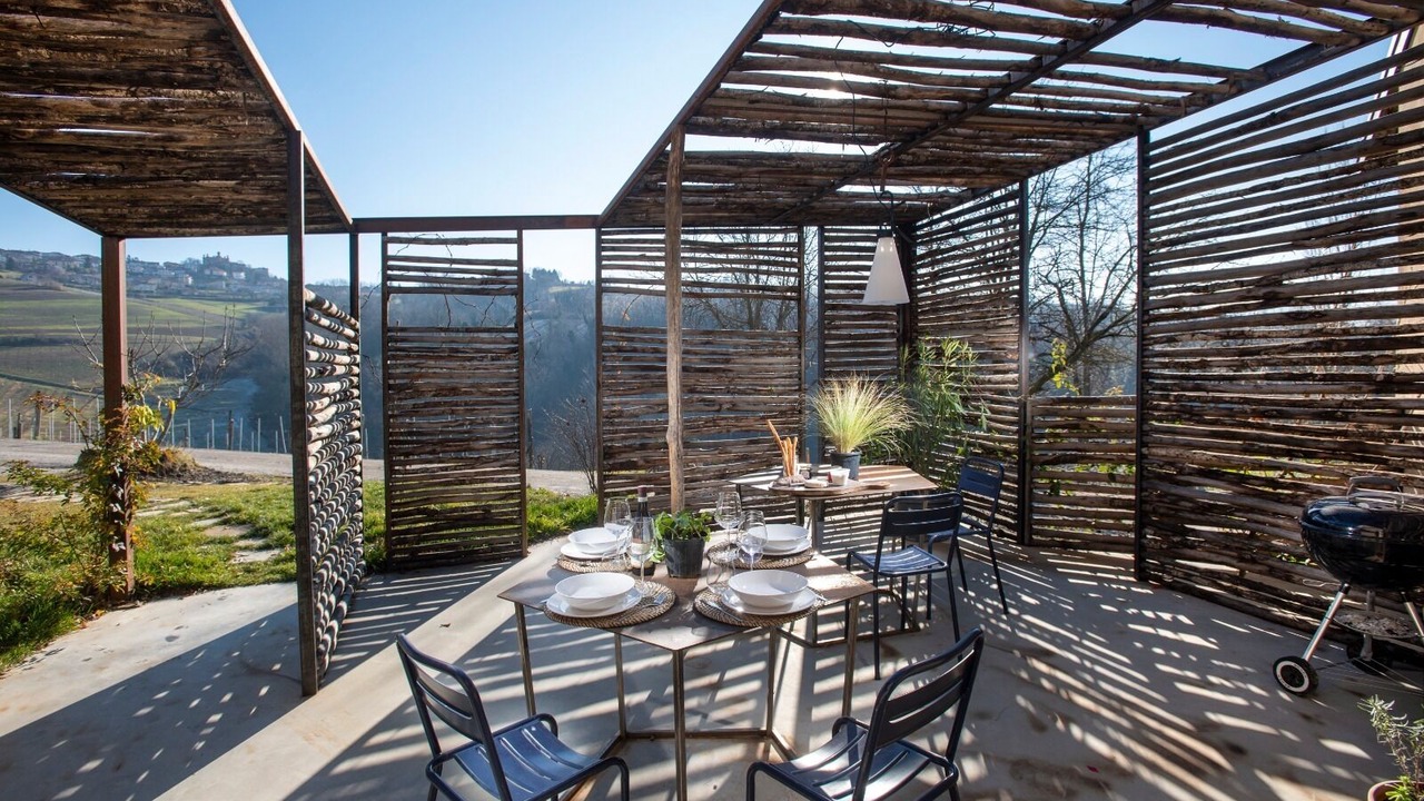 Photo of Outdoor in Novello