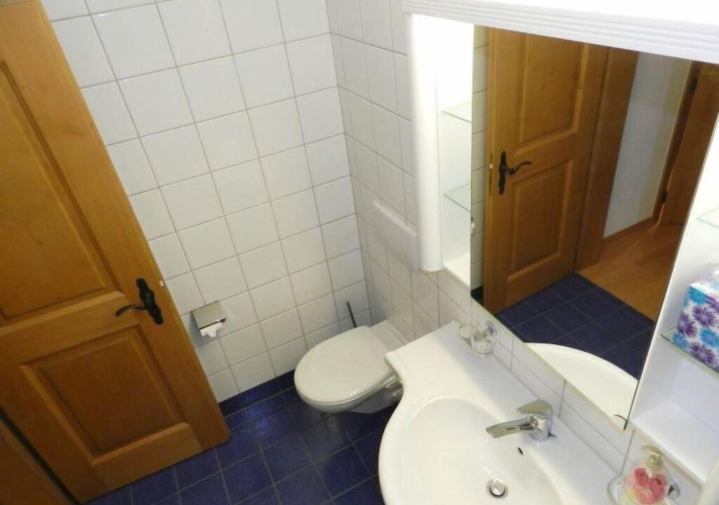 Photo of Bathroom in Saanenmoeser