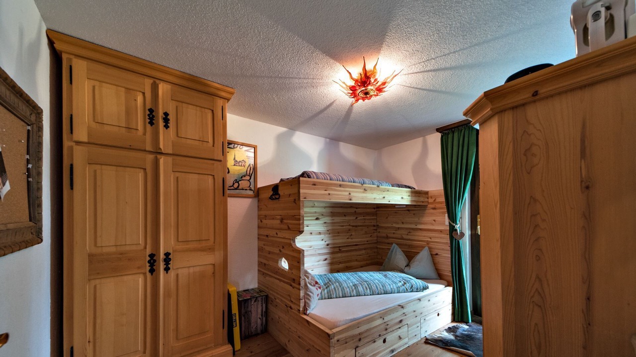 Photo of Bedroom in Zuoz